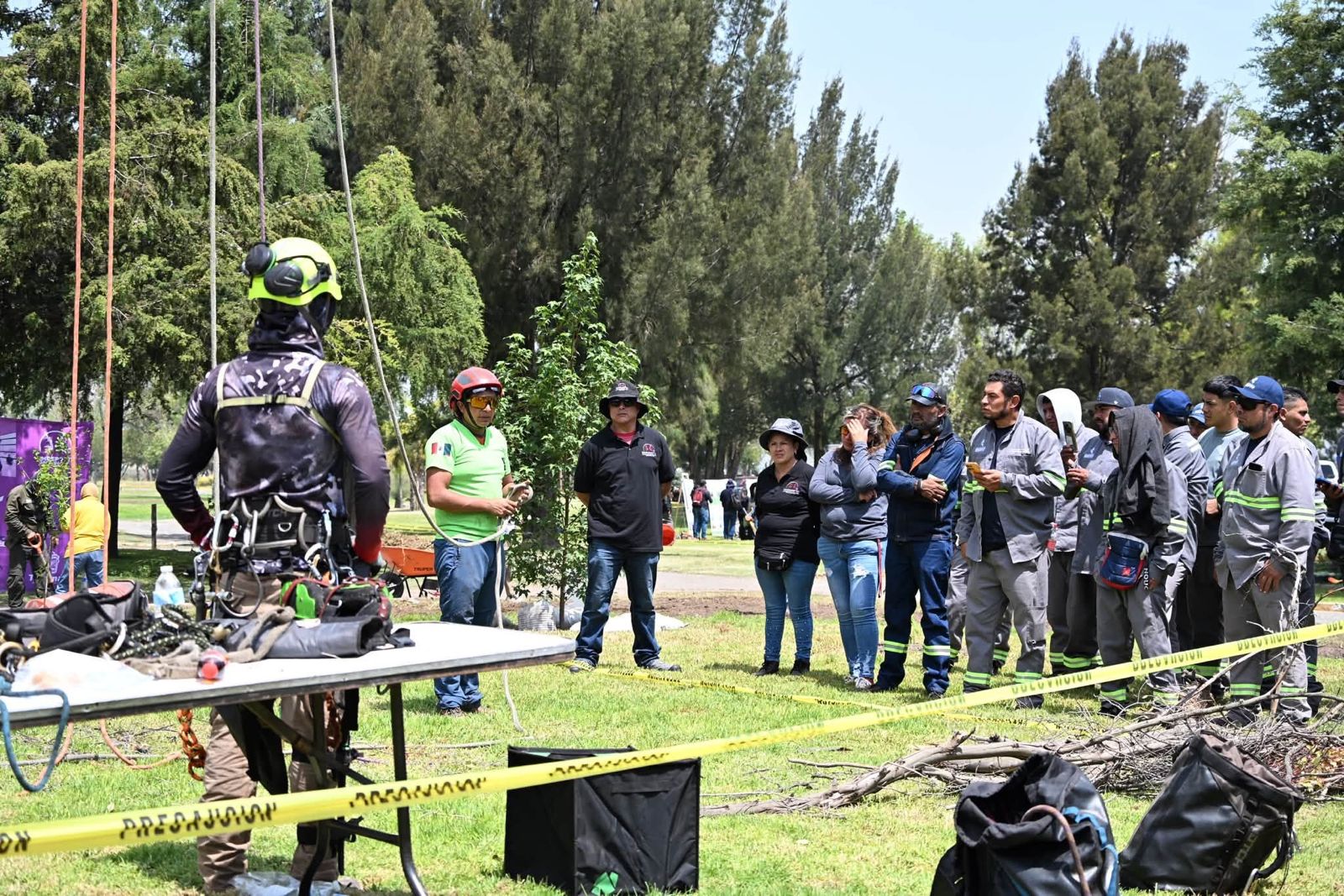 GOBIERNO MUNICIPAL DE TECÁMAC FORTALECE CAPACITACIÓN PARA EL MANEJO RESPONSABLE DE ARBOLADO Y ÁREAS VERDES DEL MUNICIPIO