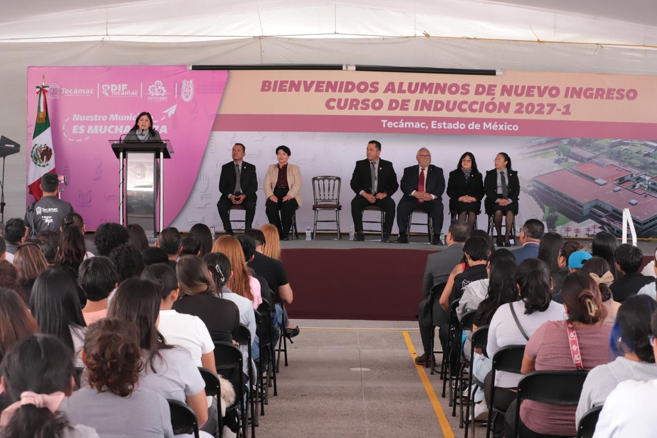 PRESIDENTA MUNICIPAL ROSI WONG DA BIENVENIDA A LA NUEVA GENERACIÓN DEL CECyT 19 ‘LEONA VICARIO’