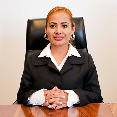 Dra. Alondra Parra Flores