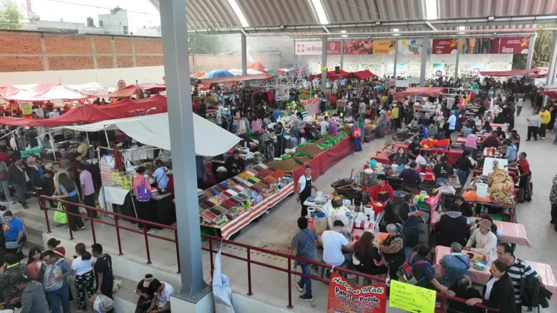 Ponen en Funcionamiento el Bazar de las Abejas en Tecámac Centro para Reordenar el Comercio