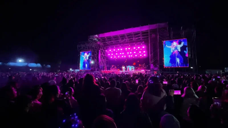 En Orden y sin Incidentes el Concierto de Gloria Trevi en Tecámac