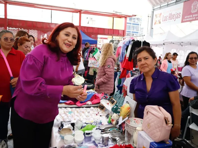 Inaugura Rosi Wong el “Bazar de las Mujeres del Bicentenario”